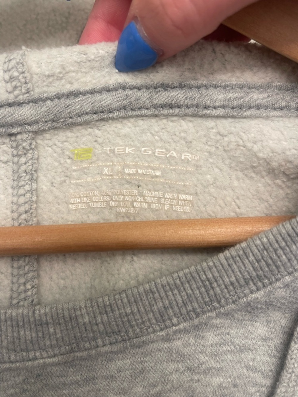 tek gear Women's Light Gray Pullover Hoodie - Picture 3 of 3